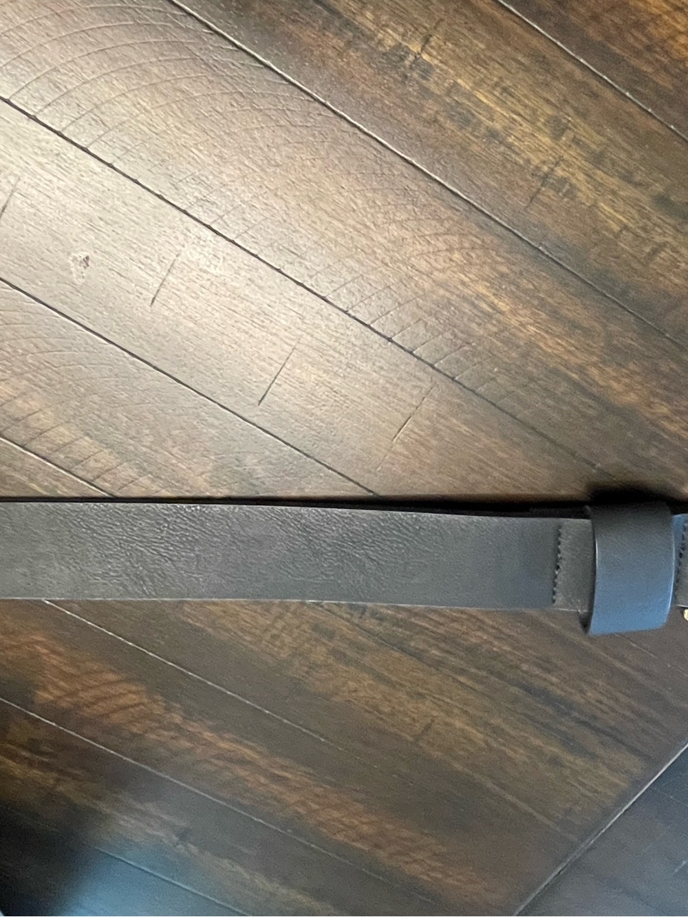 Classic Black Leather Belt with Brass Buckle - Picture 4 of 4